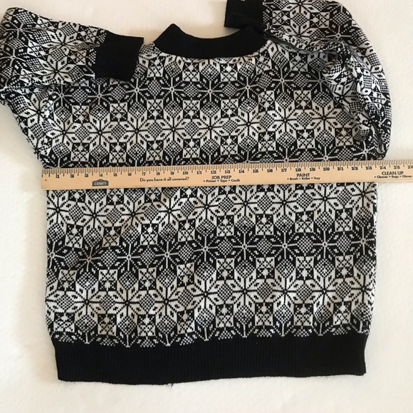 True Vintage Black and White Mock Turtleneck Sweater - Picture 6 of 7